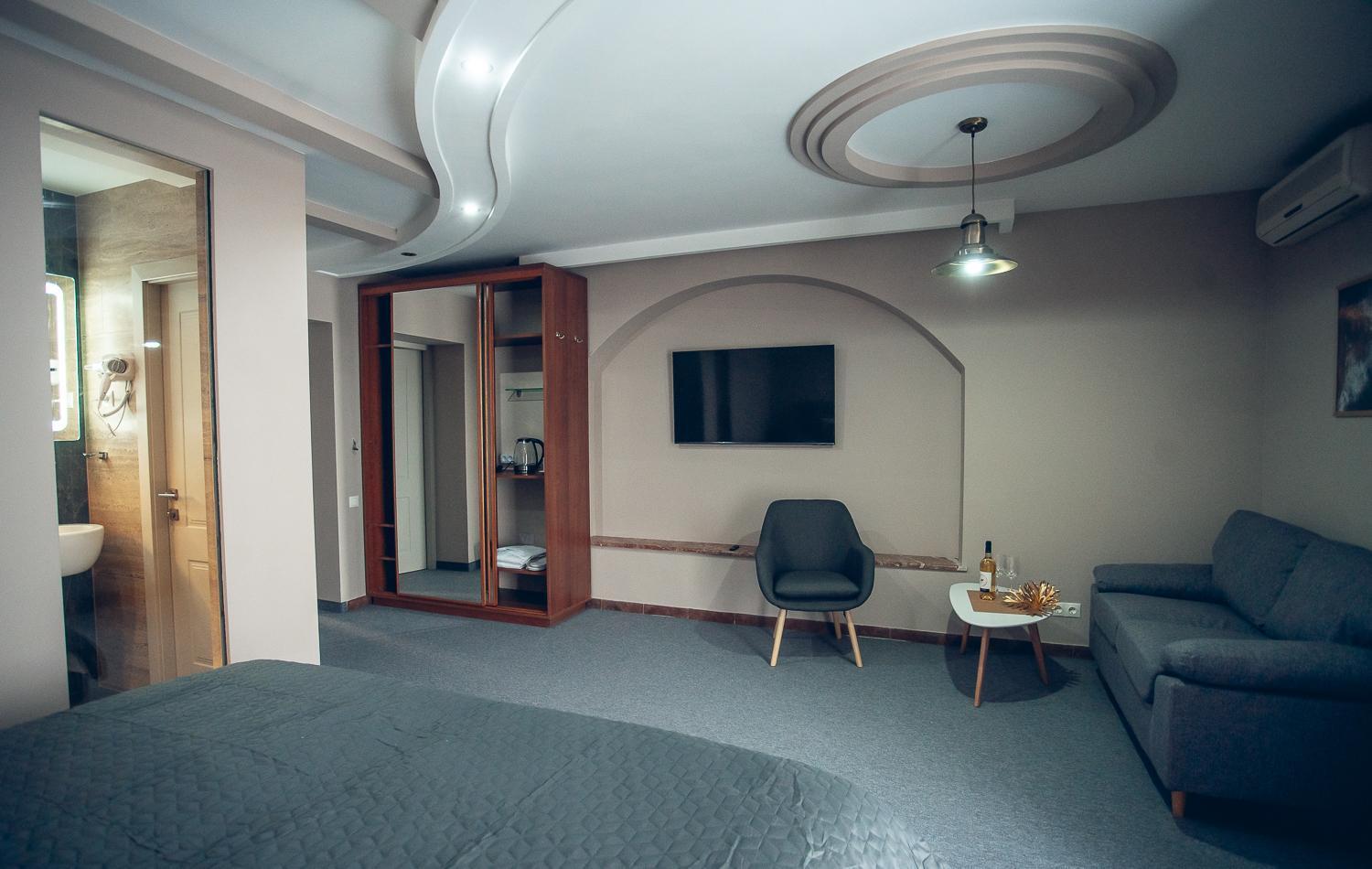 Apart4You Hotel Chişinau Exteriör bild